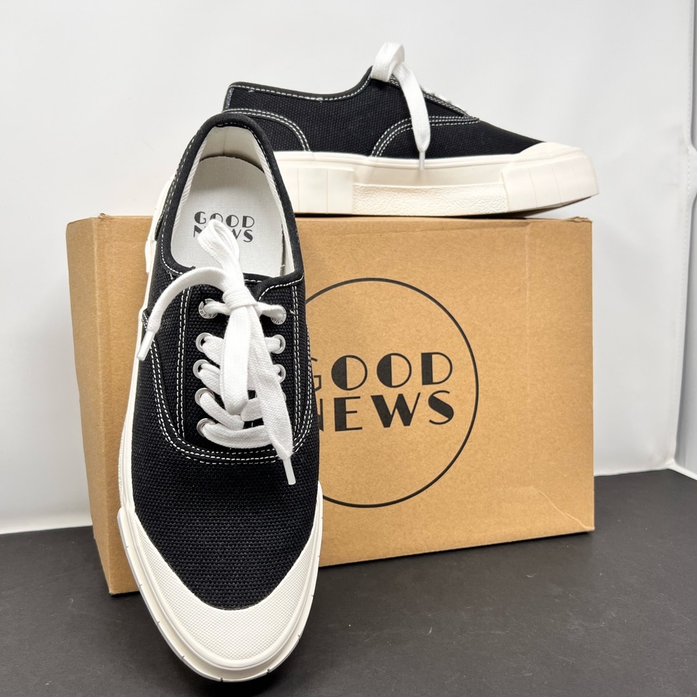 GOOD NEWS SNEAKERS IN BLACK